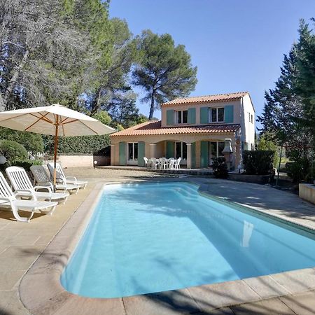 Villa 8 Pers, Climatisee, Piscine Chauffee, Un Havre De Paix Sous Les Pins Parasols Roquebrune-sur Argens Dış mekan fotoğraf