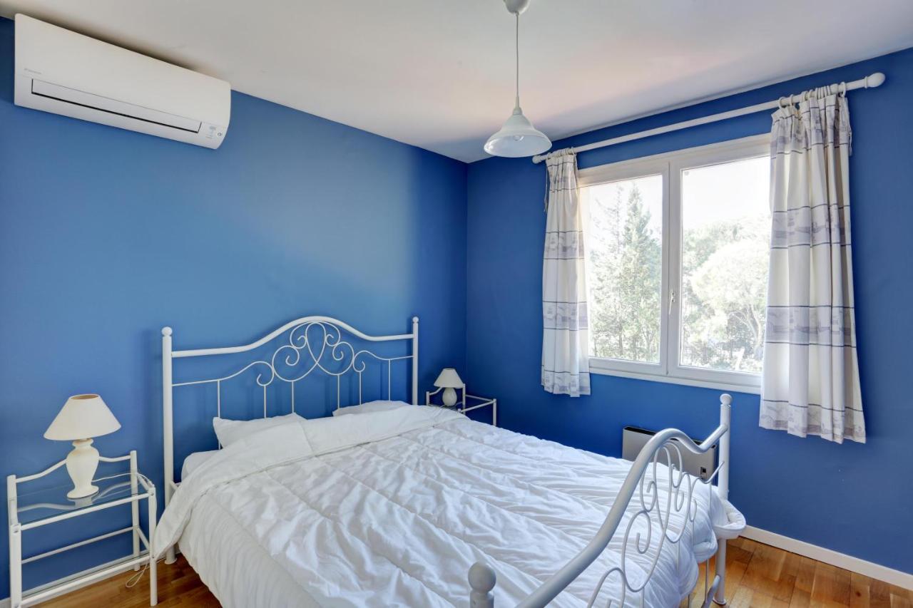 Villa 8 Pers, Climatisee, Piscine Chauffee, Un Havre De Paix Sous Les Pins Parasols Roquebrune-sur Argens Dış mekan fotoğraf